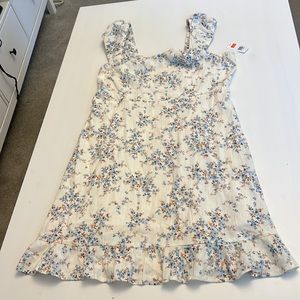 3/$15 🌺 NWT old navy floral dress